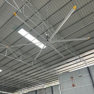 سعر جيد 20FT HVLS الصناعية المروحة السقفية سليفر رمادية دعم مخصص ODM لمزارع الحيوانات البقرة الحفاظ على الحل مجانا الانترنت